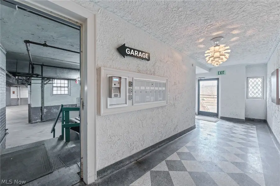 11428 Cedar Glen Parkway #C2D2, Cleveland, OH 44106 - #2