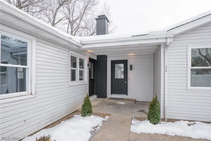 5429 Grove Road, New Franklin, OH 44216 - #2