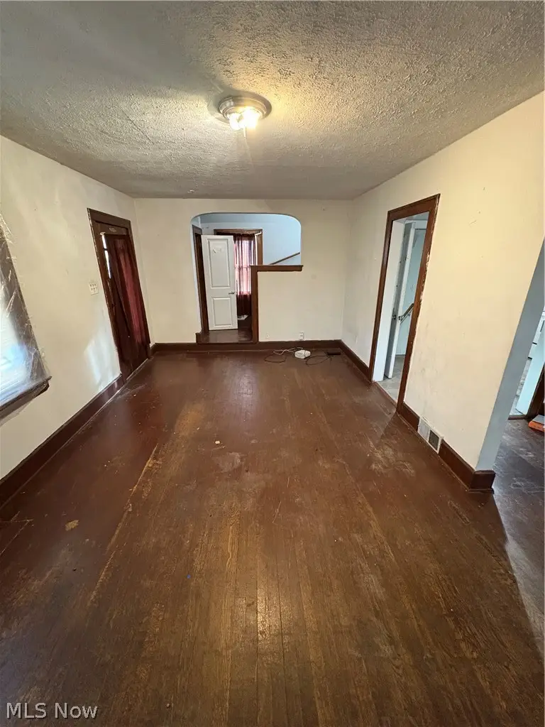 2462 Edwin Avenue, Akron, OH 44314 - #2