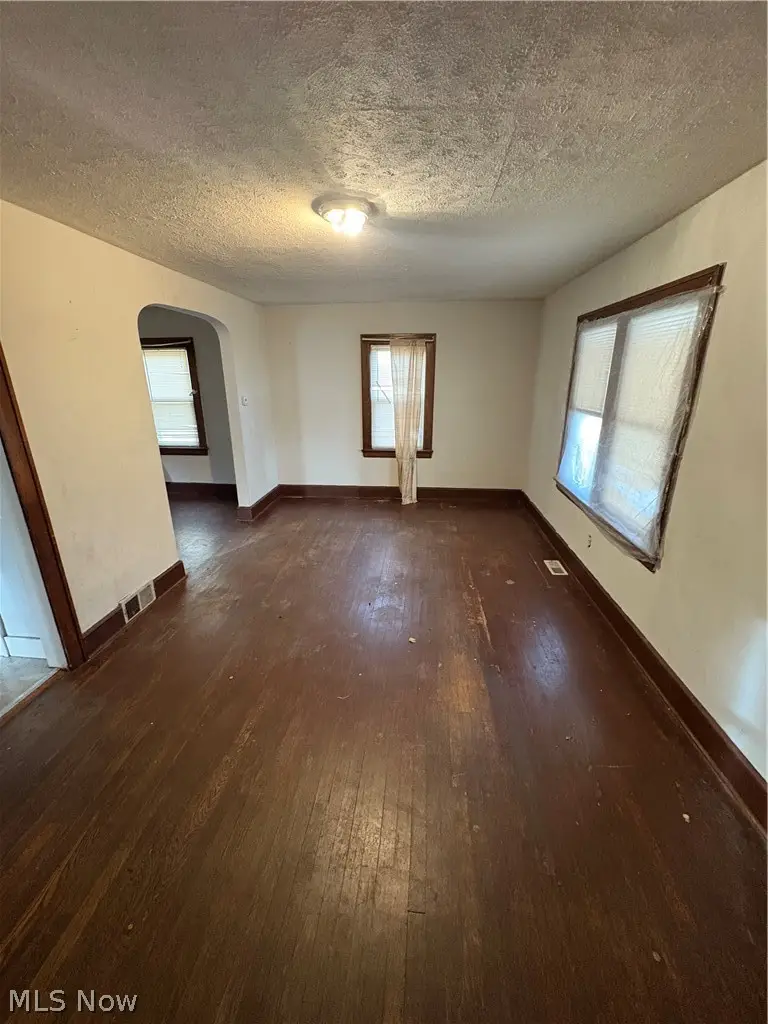 2462 Edwin Avenue, Akron, OH 44314 - #3