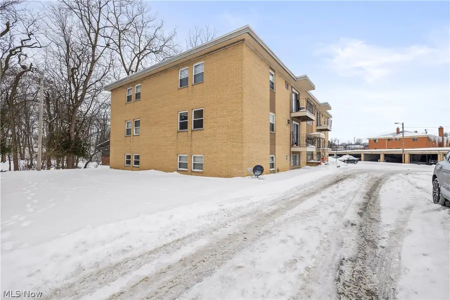 5382 Lee Road #102, Maple Heights, OH 44137 - #3