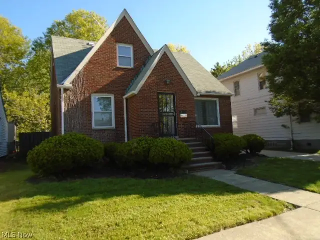 18909 Pawnee Avenue, Cleveland, OH 44119 - #1
