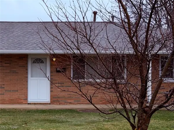 21884 River Oaks Drive #2K, Rocky River, OH 44116