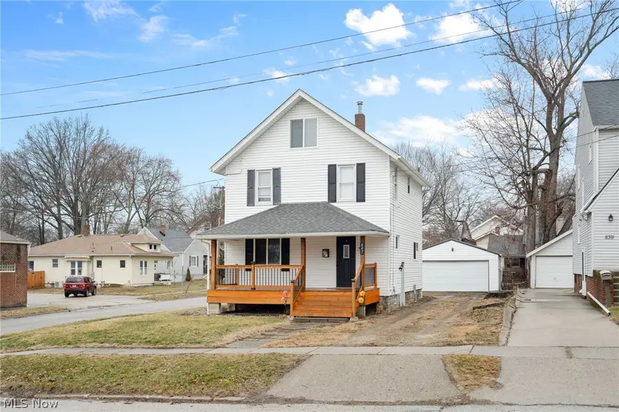 847 Sackett Avenue, Cuyahoga Falls, OH 44221 - #3