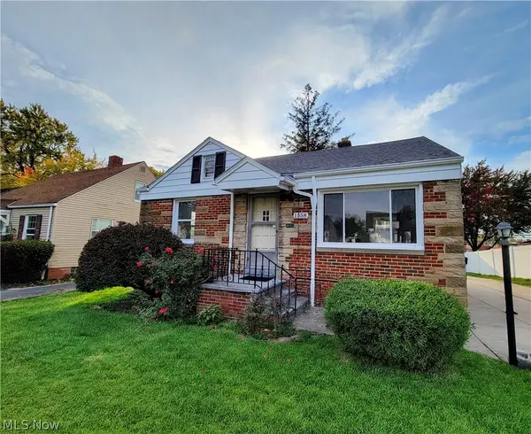 1558 Temple Avenue, Mayfield Heights, OH 44124