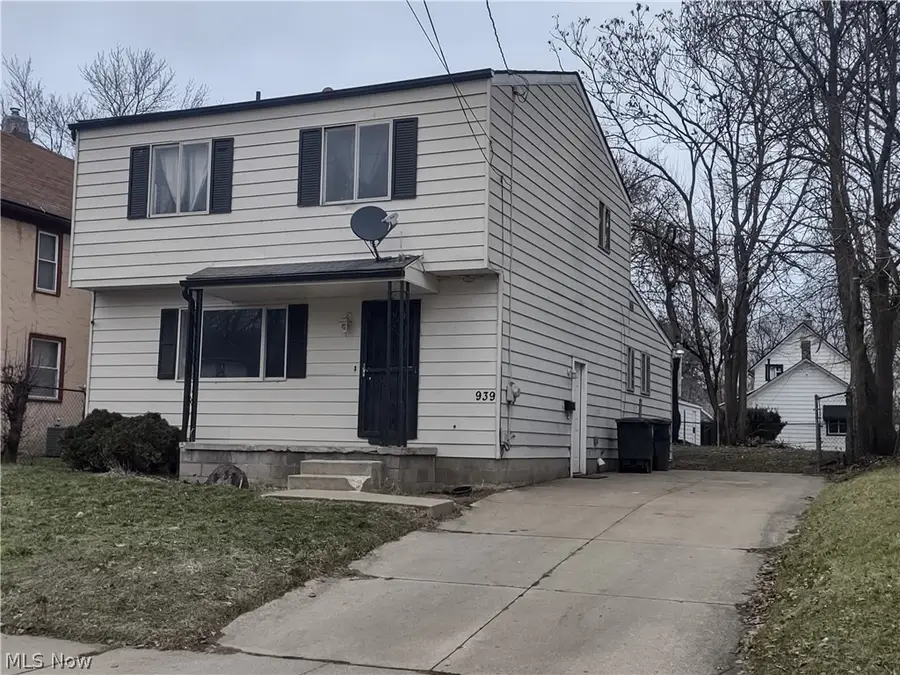 939 Lane Street, Akron, OH 44307 - #2