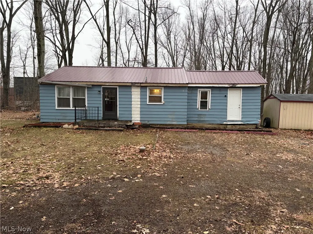 42082 Duquesne W Street, Columbiana, OH 44408 - #1