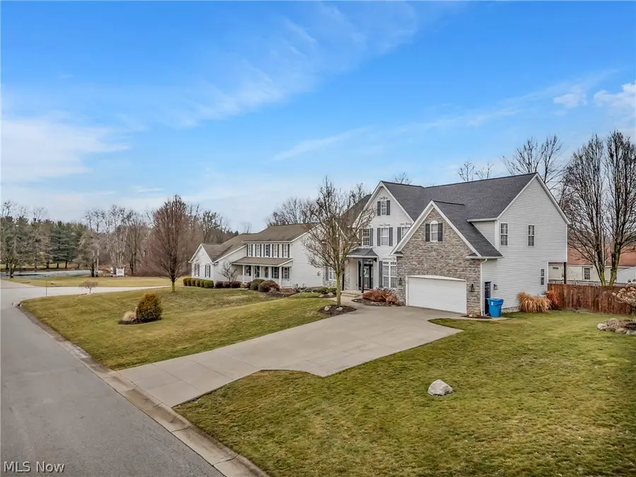 2921 Oakcrest Drive, Norton, OH 44203 - #3