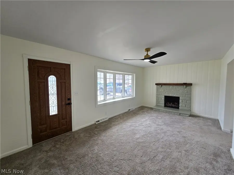 52 Meadow Ln Circle, Parkersburg, WV 26101 - #2