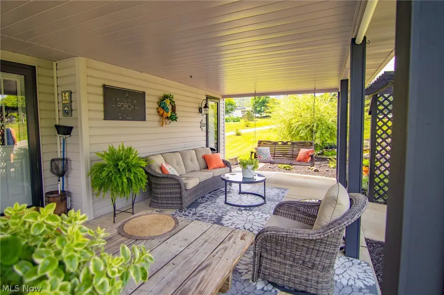 218 High Street, Amsterdam, OH 43903 - #2