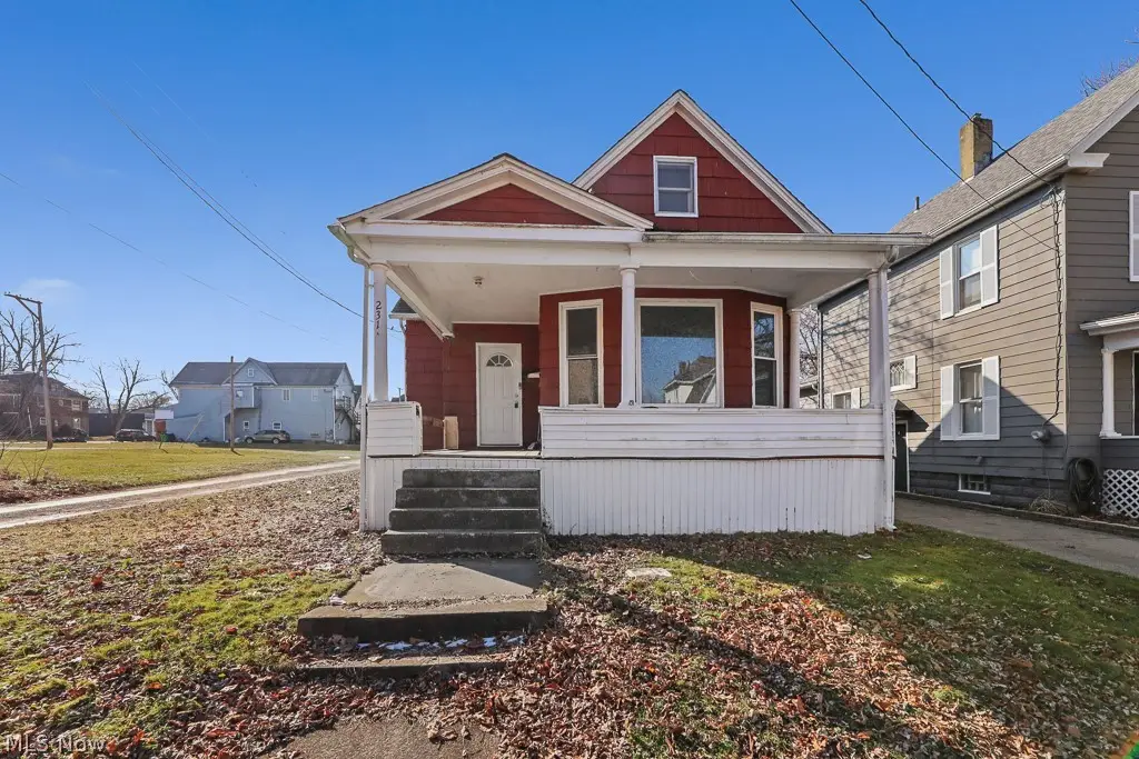 231 Rosenberry Street, Alliance, OH 44601 - #1