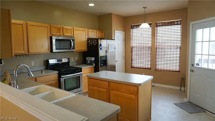 239 Woodhaven Drive, Copley, OH 44321 - #2