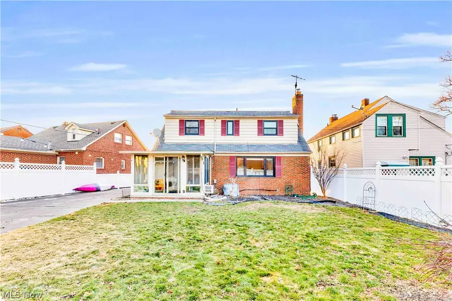 3337 W 162nd Street, Cleveland, OH 44111 - #3