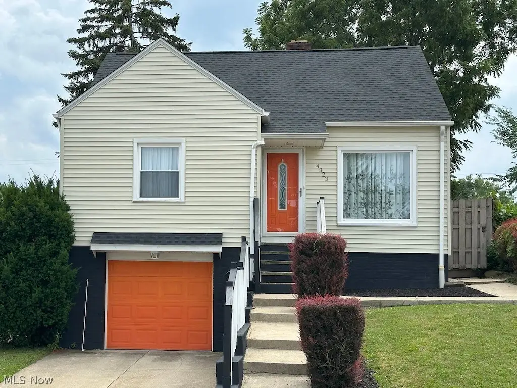 4323 Russell Avenue, Parma, OH 44134 - #1