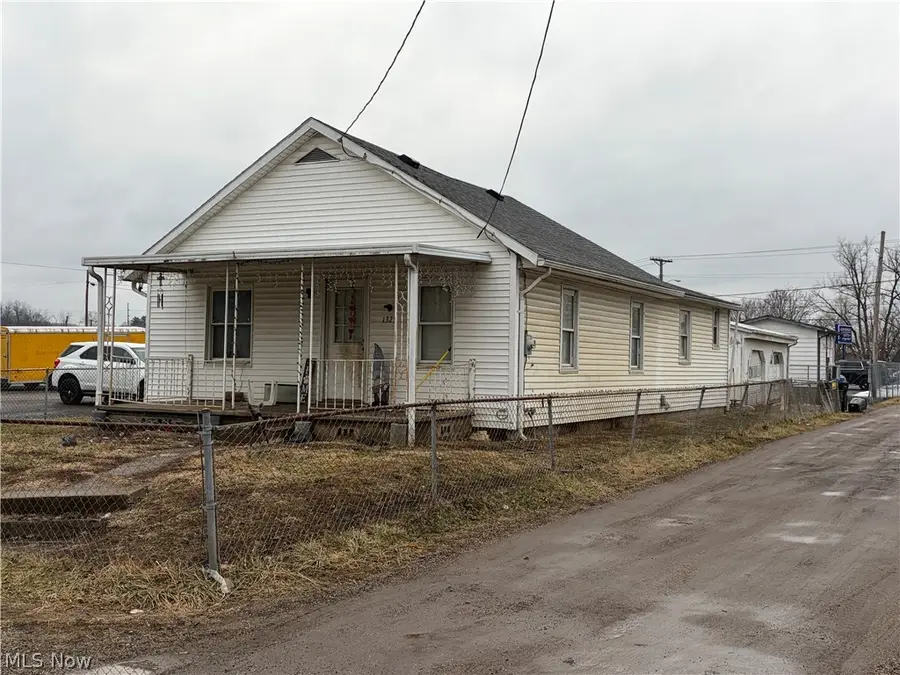 1323 Bristol Street, Zanesville, OH 43701 - #3