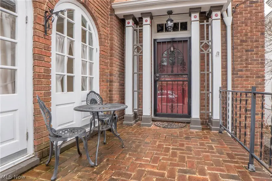 411 4th Ne Street, Massillon, OH 44646 - #3