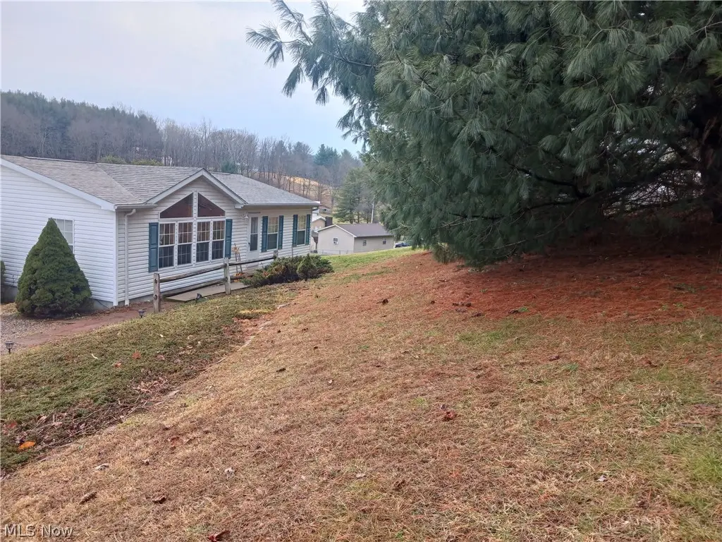 111 Everson Road, Belpre, OH 45714 - #1