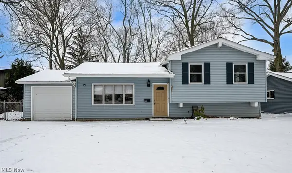 23993 Fairlawn Drive, North Olmsted, OH 44070