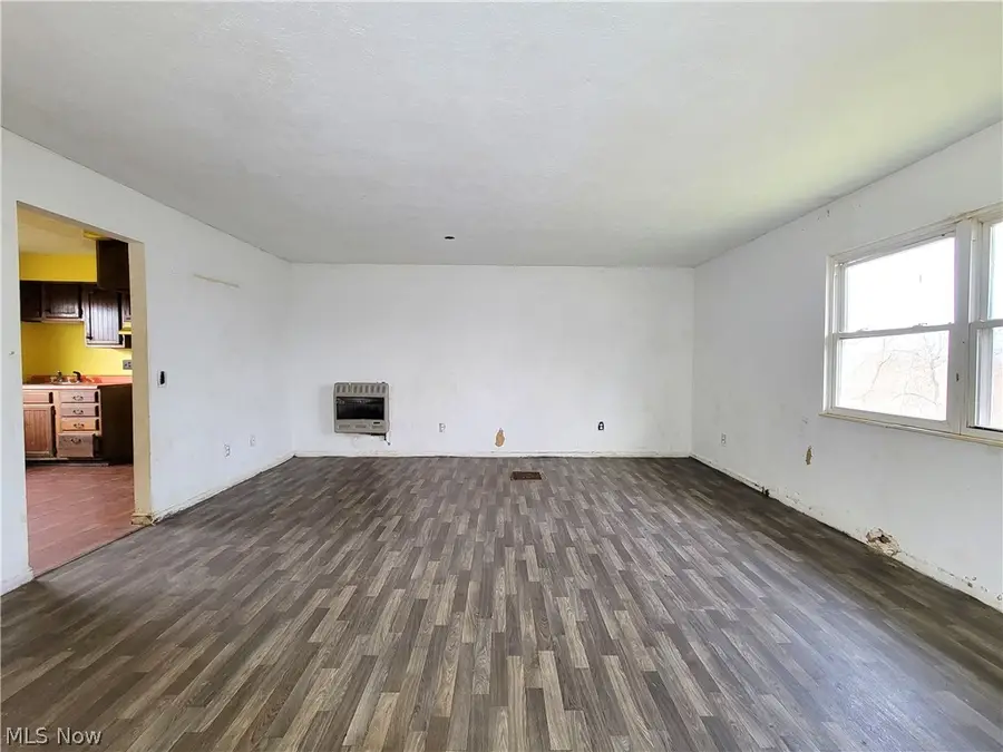 395 Garfield Heights, Le Roy, WV 25252 - #2