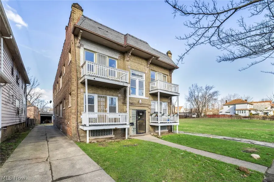 3438 E 140th Street, Cleveland, OH 44120 - #3