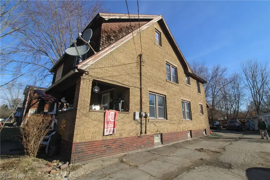 2226 Mahoning Avenue, Warren, OH 44483 - #3