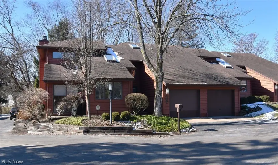 25844 Fairmount Boulevard, Beachwood, OH 44122 - #2