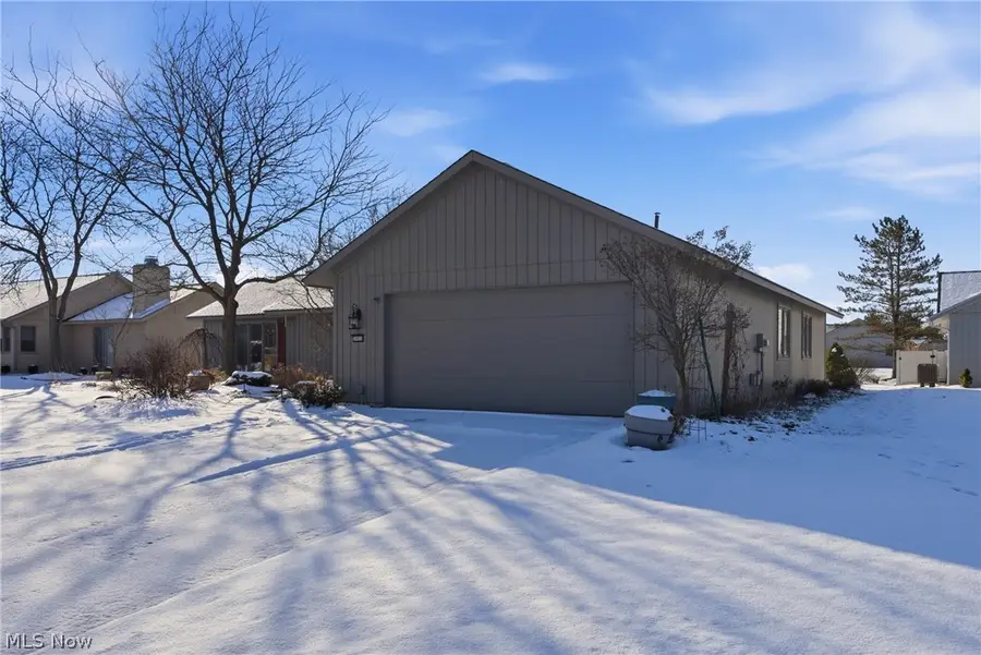 32933 Woodspring Circle, North Ridgeville, OH 44039 - #3