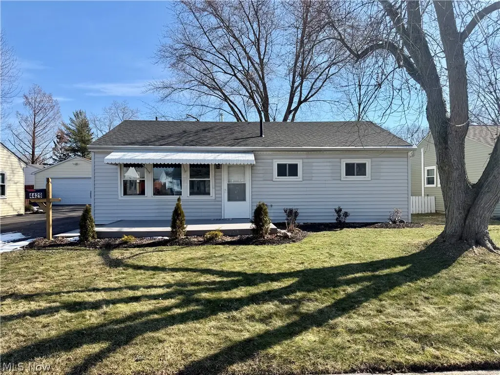 4429 Norfolk Avenue, Lorain, OH 44055 - #1
