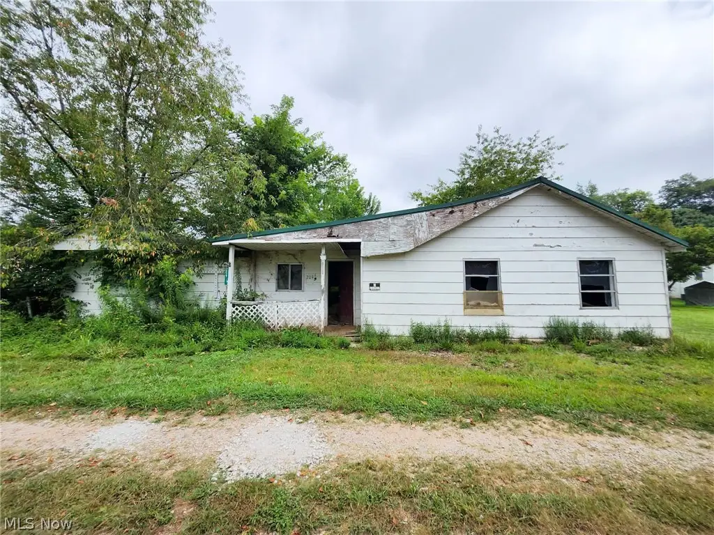 209 2nd St., Spencer, WV 25276 - #1