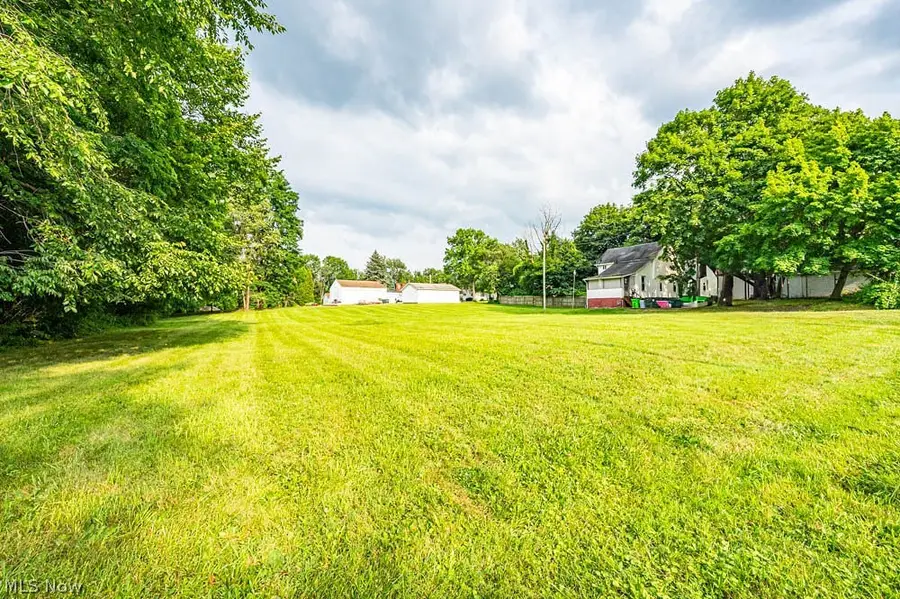 287 1/2 W Main Street, Alliance, OH 44601 - #3