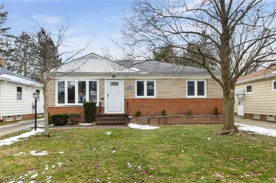 6568 Lawnwood Avenue, Parma Heights, OH 44130 - #3