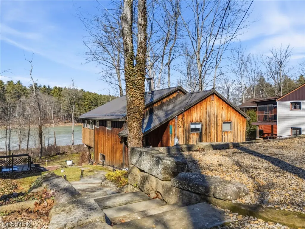 3133 Rockwood Sw Drive, Carrollton, OH 44615 - #1