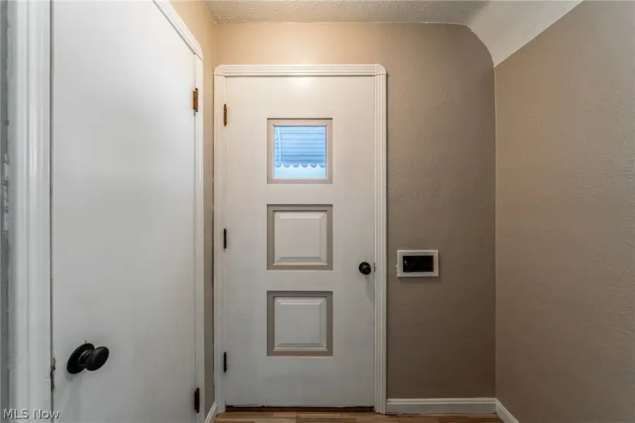 3911 Woodway Avenue, Parma, OH 44134 - #2