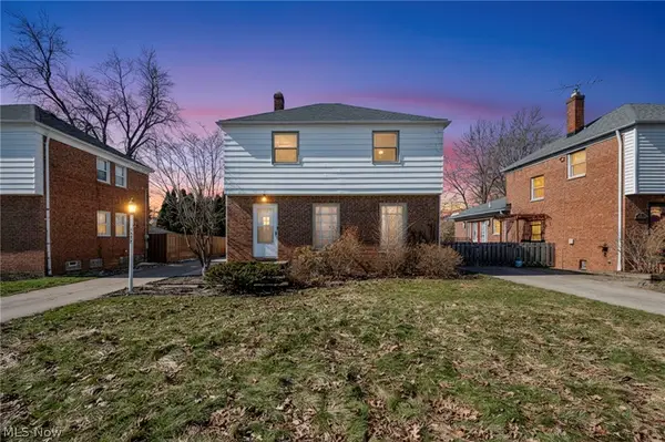 1240 Commonwealth Avenue, Mayfield Heights, OH 44124