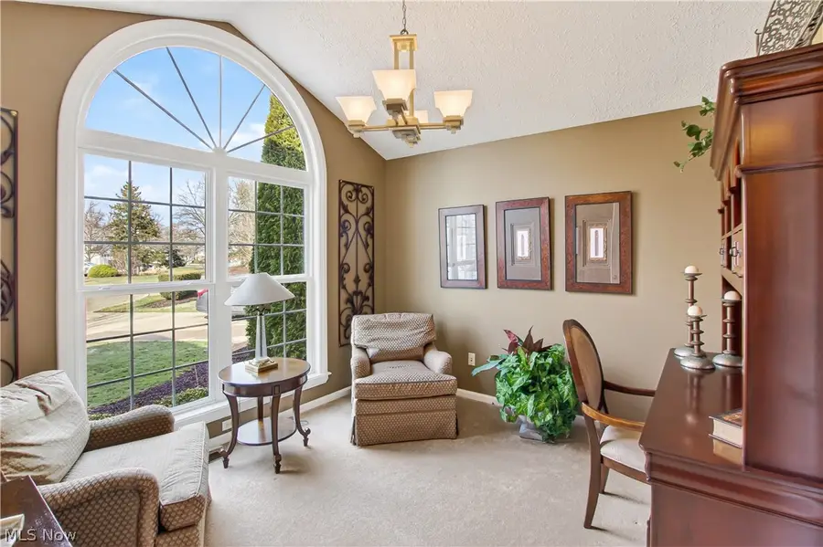 407 Clearbrook Drive, Avon Lake, OH 44012 - #3