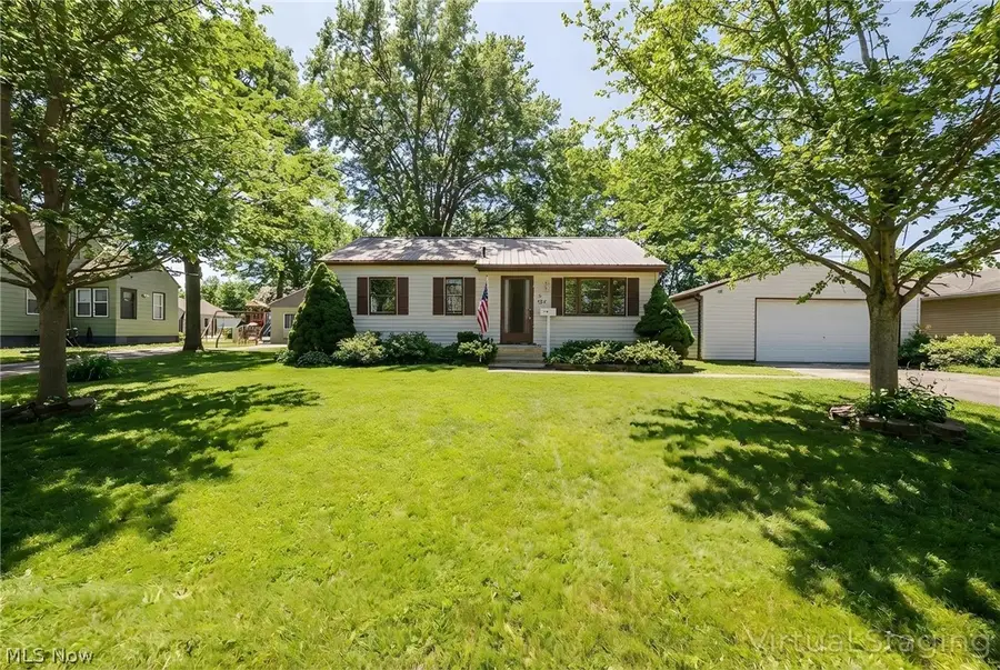 524 Jefferson Avenue, Barberton, OH 44203 - #2