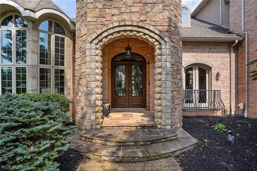 3783 Pioneer Trail, Mantua, OH 44255 - #2