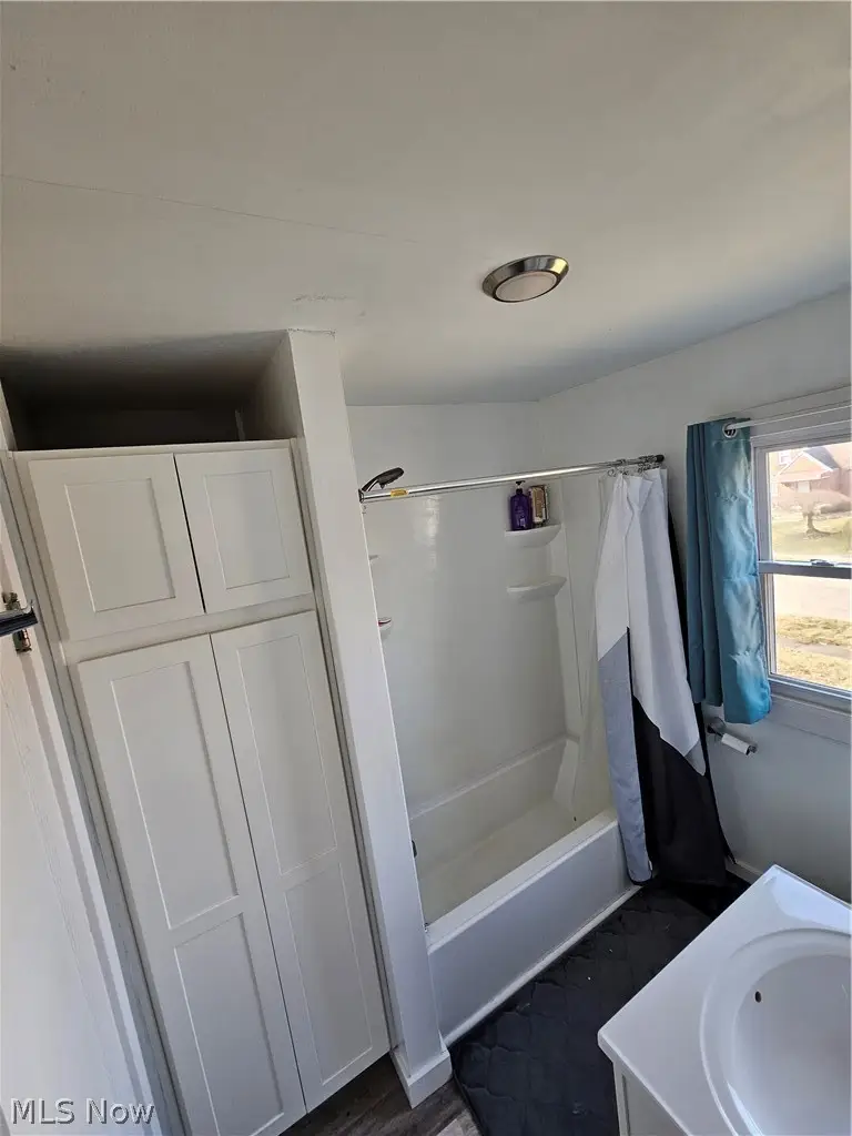 671 Moreley Avenue, Akron, OH 44320 - #3