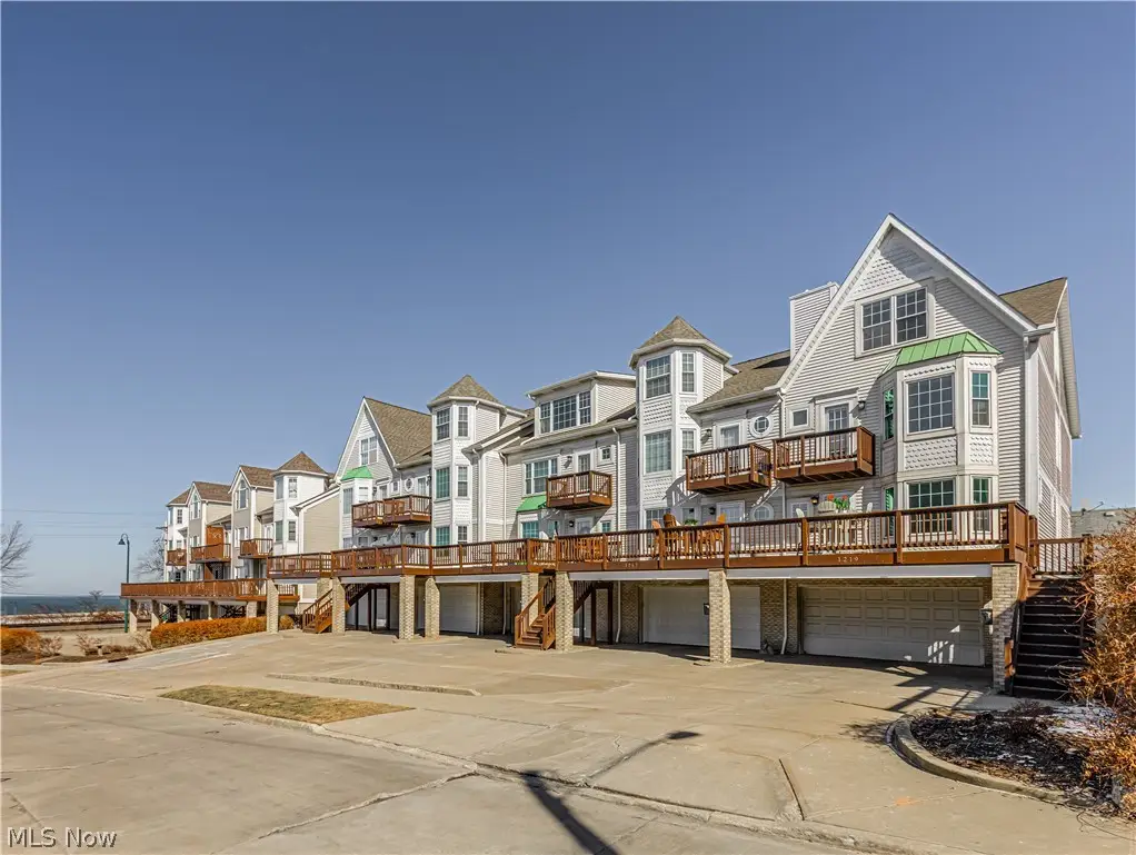 1219 W 69th Street, Cleveland, OH 44102 - #1