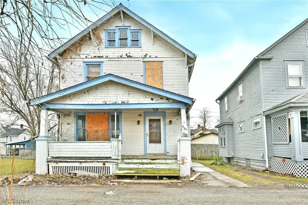 642 St Clair Avenue, Warren, OH 44483