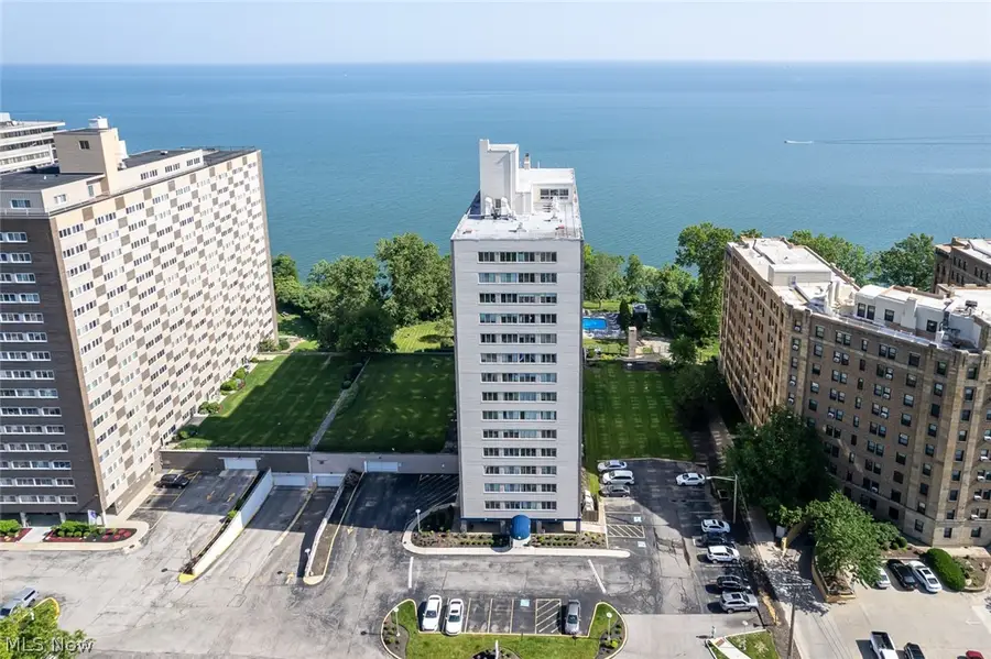 12520 Edgewater Drive #1609, Lakewood, OH 44107 - #2