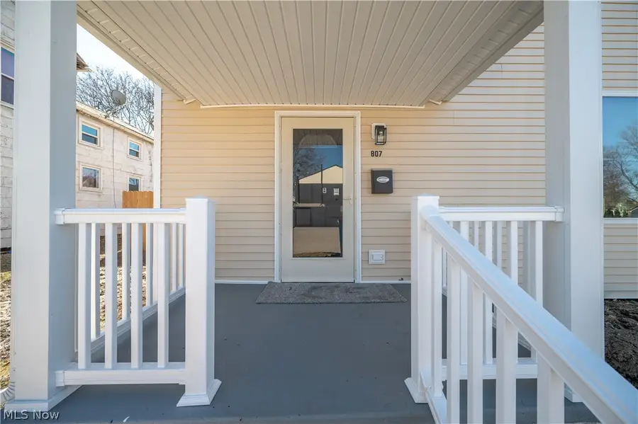 807 E Third Street, Salem, OH 44460 - #3