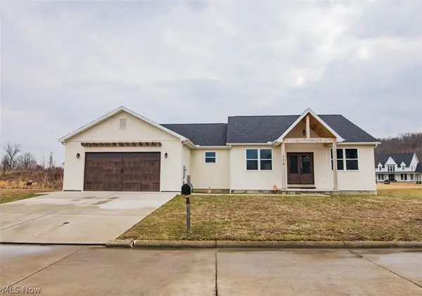 236 Crown Manor Circle, Mineral Wells, WV 26150