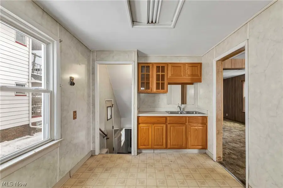 4306 W 52nd Street, Cleveland, OH 44144 - #3