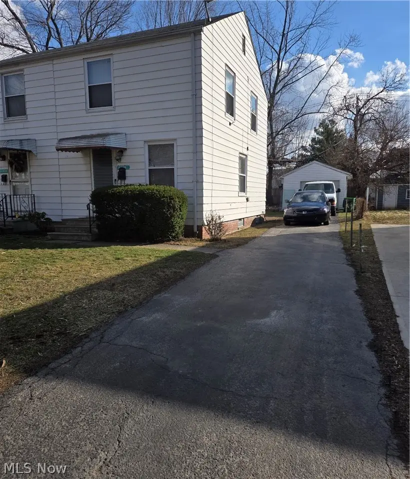 21670 Crystal Avenue, Euclid, OH 44123 - #1