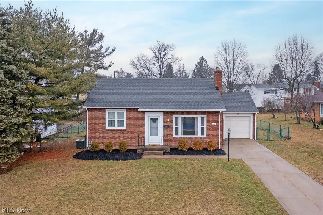686 Barnard Avenue, Mansfield, OH 44903 - #1