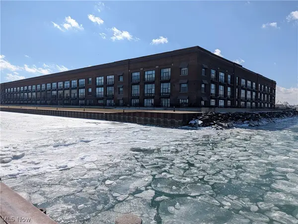 401 W Shoreline Drive #312, Sandusky, OH 44870