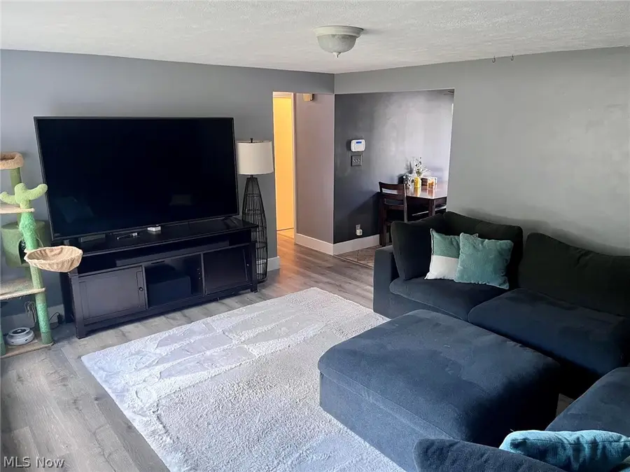 5221 Revere Nw Avenue, Massillon, OH 44647 - #2