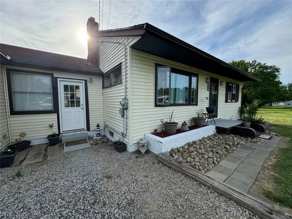 809 State Route 534 Nw, Newton Falls, OH 44444 - #1