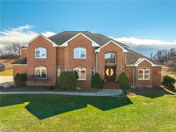 15644 Marshallville Nw Street, Canal Fulton, OH 44614